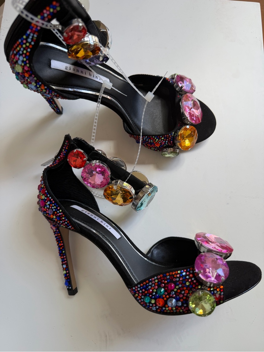 NWT Gianni Bini Rainbow Rhinestone Embellished Jewel Ornament Ankle Cuff Sandals - Picture 5 of 13